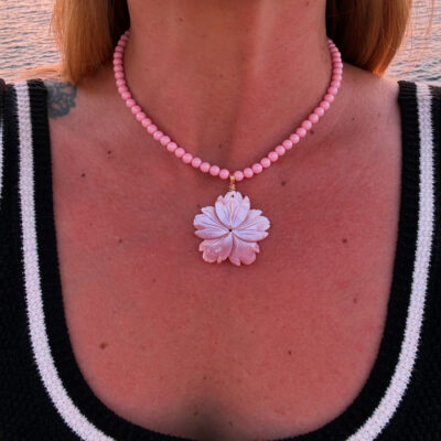 Pink Mother of Pearl Flower Pendant Necklace