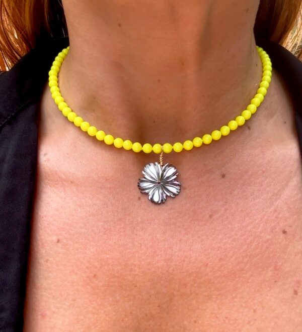 Miami Neon Yellow x Grey Mother of Pearl Floral Necklace