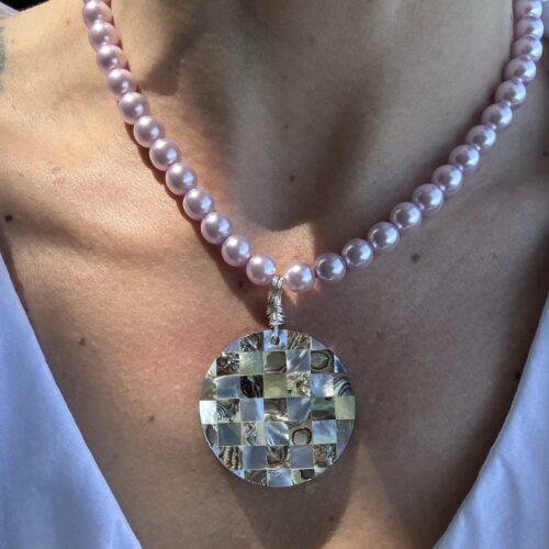 checkered abalone wired necklace (faux lavender pearl)